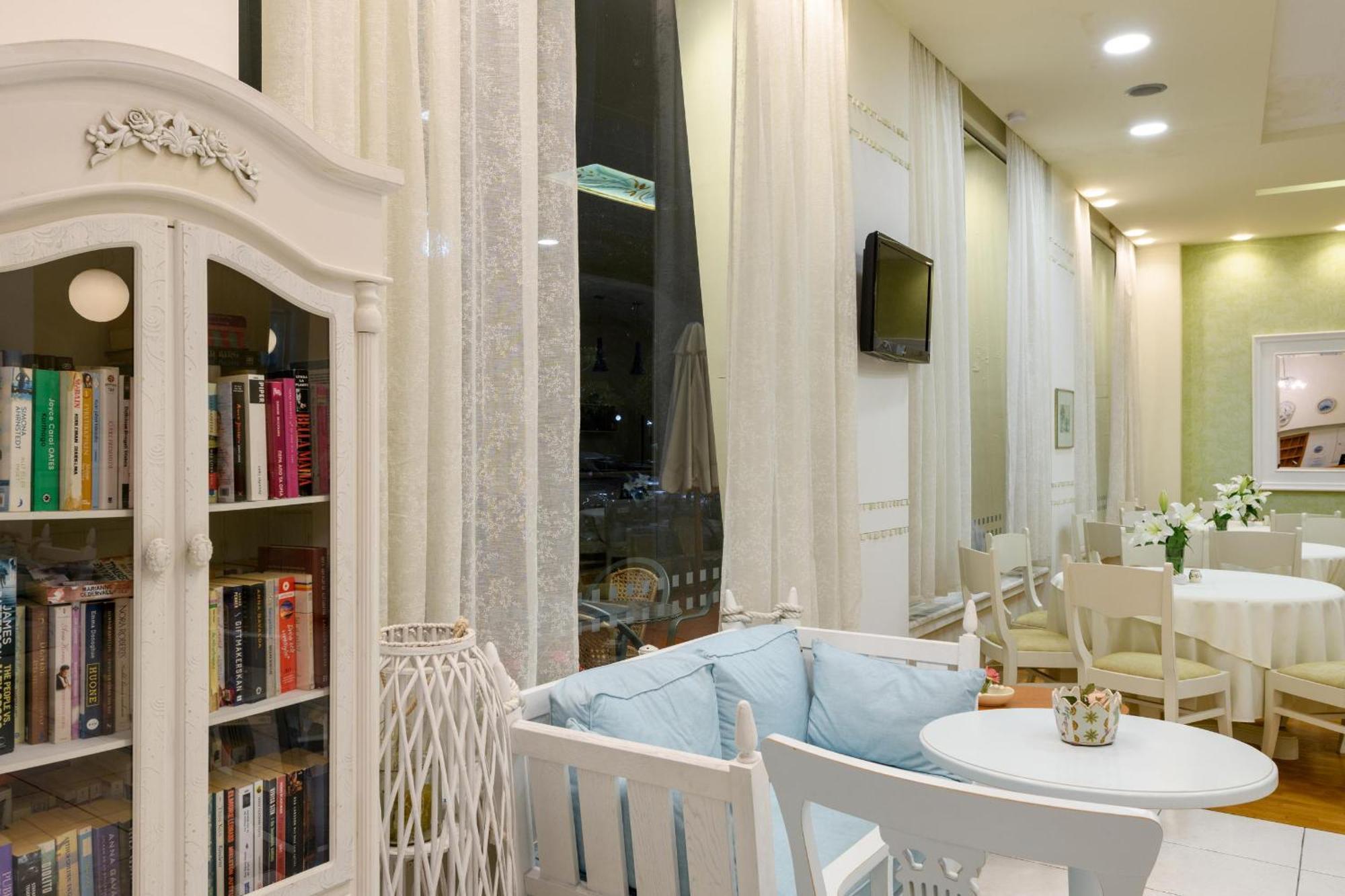 Hotel Timoleon ลีเมนาส ภายนอก รูปภาพ
